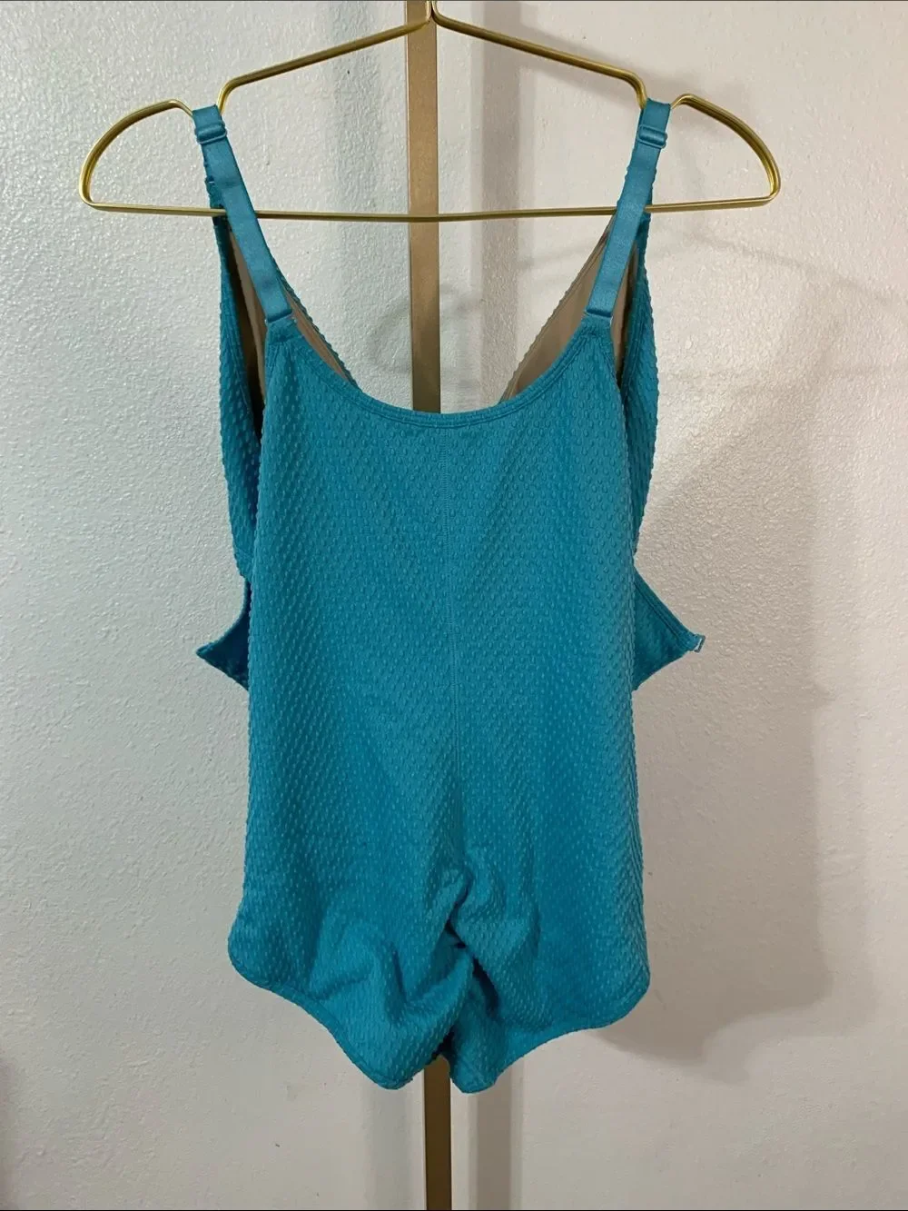 N/A teal textured